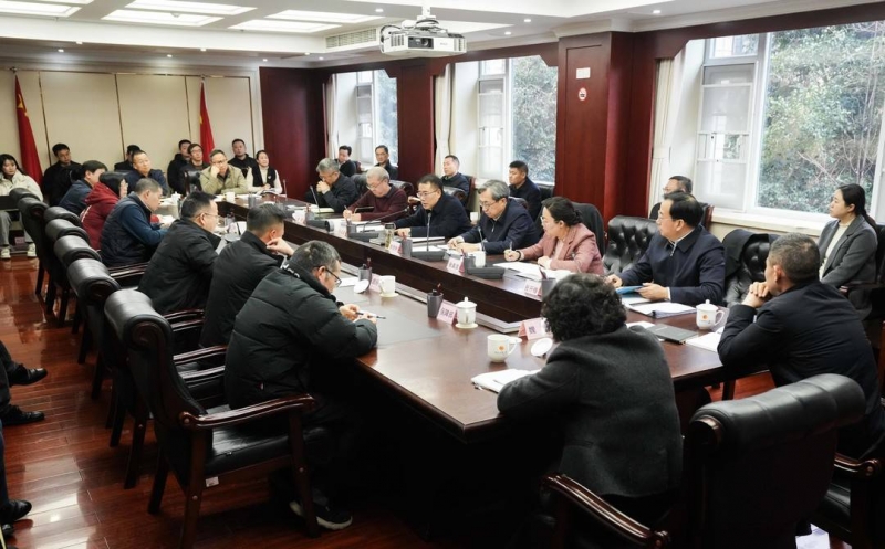 省总工会召开党组专题会谋划2026年工作